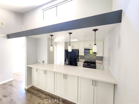 11107 Arminta Street 22, Sun Valley (los Angeles) CA 91352