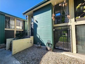 11107 Arminta Street 22, Sun Valley (los Angeles) CA 91352