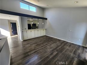 11107 Arminta Street 22, Sun Valley (los Angeles) CA 91352