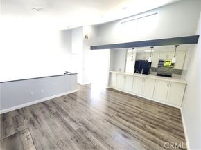 11107 Arminta Street 22, Sun Valley (los Angeles) CA 91352