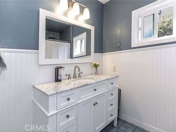11484 Erwin Street, North Hollywood (los Angeles) CA 91606