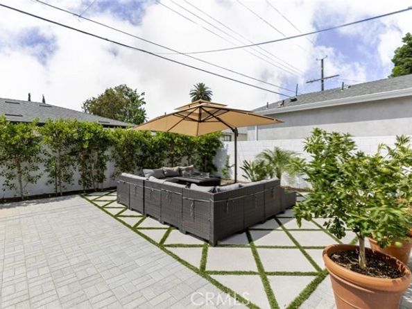 11484 Erwin Street, North Hollywood (los Angeles) CA 91606