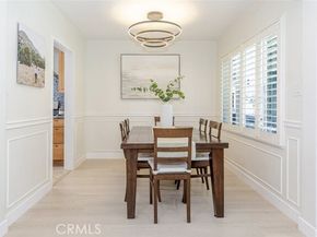 11484 Erwin Street, North Hollywood (los Angeles) CA 91606