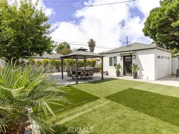 11484 Erwin Street, North Hollywood (los Angeles) CA 91606