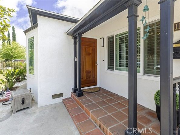 11484 Erwin Street, North Hollywood (los Angeles) CA 91606