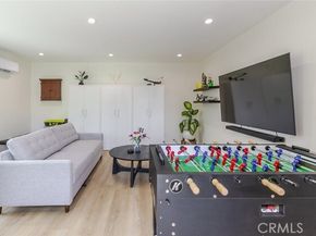 11484 Erwin Street, North Hollywood (los Angeles) CA 91606
