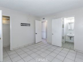 11523 Vanport Avenue, Sylmar (los Angeles) CA 91342