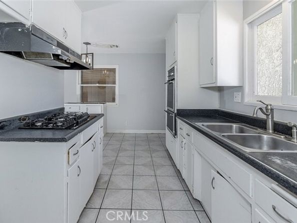 11523 Vanport Avenue, Sylmar (los Angeles) CA 91342