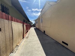 2129 W 30th, Los Angeles CA 90018