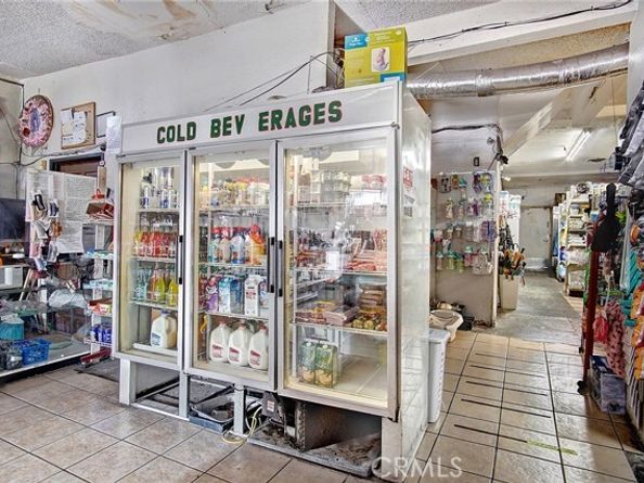 4141 Whittier Boulevard, Los Angeles CA 90023