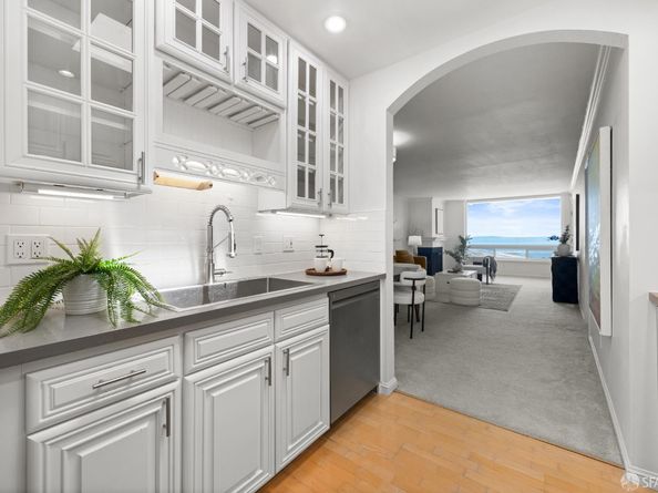 340 Vallejo Drive 80, Millbrae CA 94030