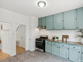573 Edinburgh Street, San Francisco CA 94112