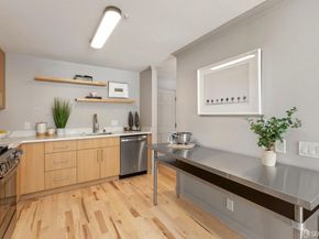 1565 Sacramento Street 3, San Francisco CA 94109