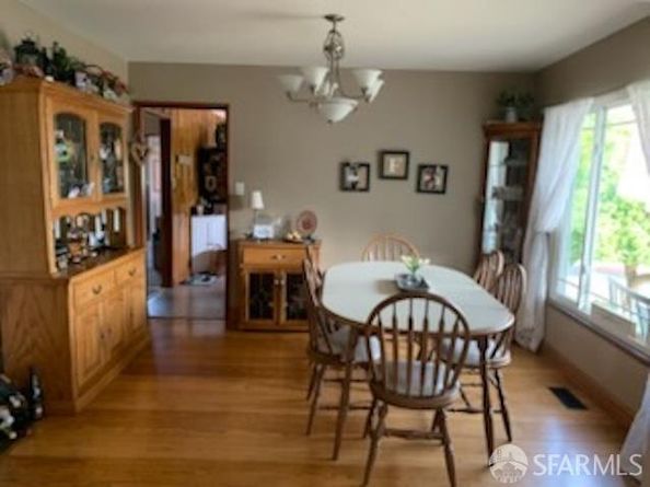 3001 Brookfield Avenue, Oakland CA 94605