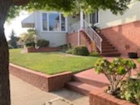 3001 Brookfield Avenue, Oakland CA 94605