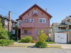 2732 Parker Street, Berkeley CA 94704