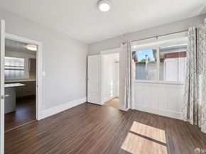 2732 Parker Street, Berkeley CA 94704