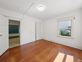 2732 Parker Street, Berkeley CA 94704