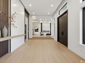 162 Los Robles Drive, Burlingame CA 94010