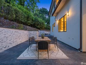 162 Los Robles Drive, Burlingame CA 94010