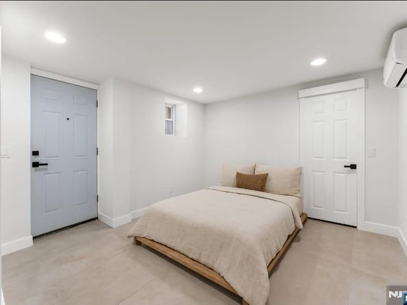 437 Bramhall Avenue, Jersey City NJ 07304