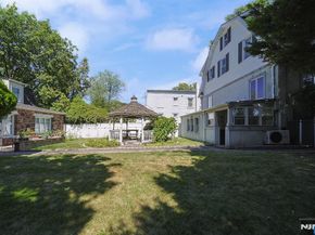 1585 Bergen Boulevard, Leonia NJ 07605