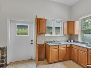 1053 Anderson Avenue, Fort Lee NJ 07024