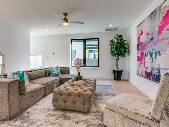 4311  Merrell Road , Dallas Texas 75229