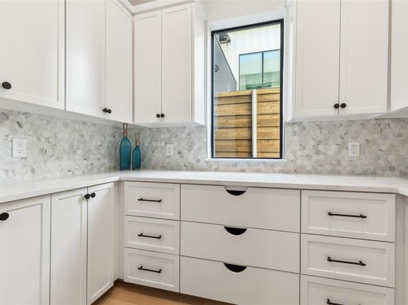 4311  Merrell Road , Dallas Texas 75229