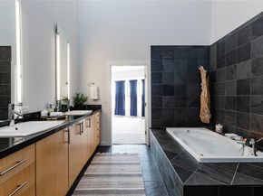 500  1st Avenue , Dallas Texas 75226