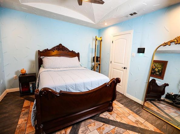 3905  Wayside Avenue , Fort Worth Texas 76110