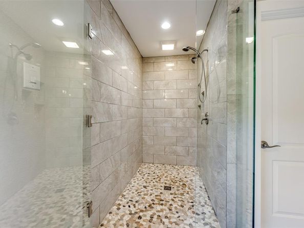 3889  Davila Drive , Dallas Texas 75220