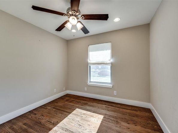 3889  Davila Drive , Dallas Texas 75220