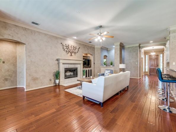 2420  Damsel Katie Drive , Lewisville Texas 75056