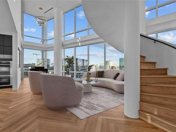 2430  Victory Park Lane 