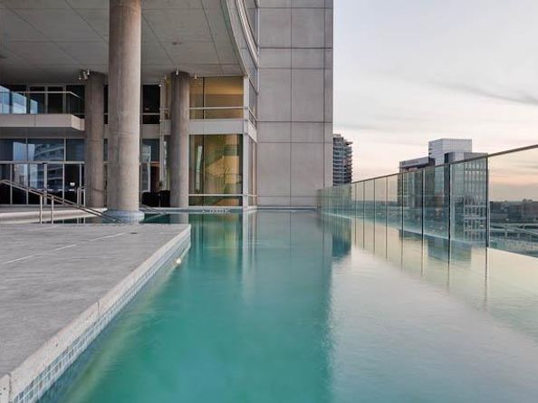 2430  Victory Park Lane  2509, Dallas Texas 75219