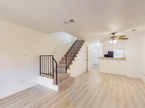 2165  Aspen Drive , Dallas Texas 75227