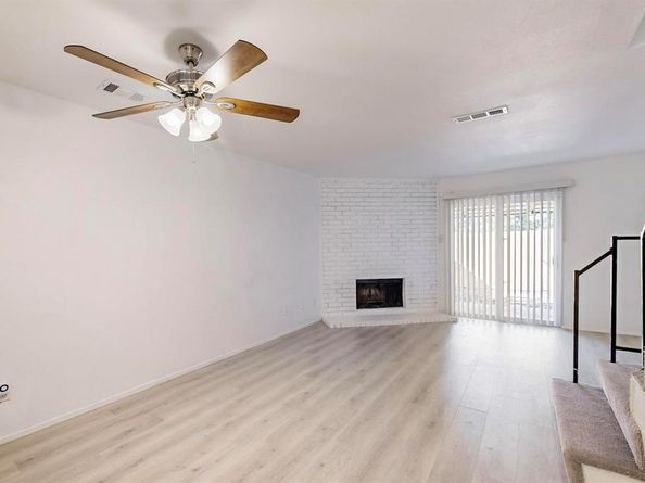 2165  Aspen Drive , Dallas Texas 75227