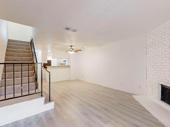 2165  Aspen Drive , Dallas Texas 75227