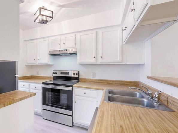 2165  Aspen Drive , Dallas Texas 75227