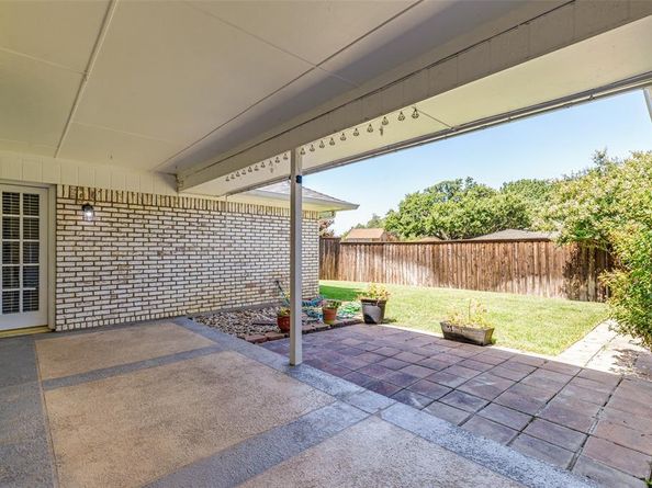 2805  Staffordshire Drive , Carrollton Texas 75007