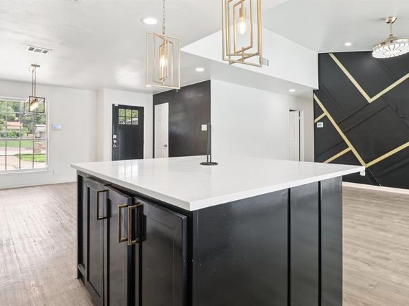 1512 E Park Boulevard , Plano Texas 75074