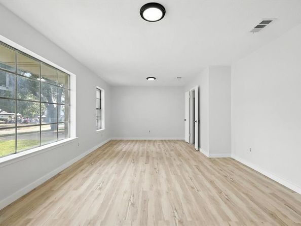 6409  Winn Street , Fort Worth Texas 76133