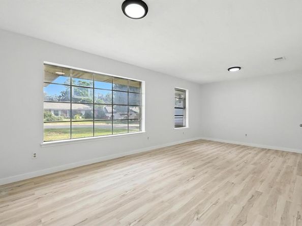 6409  Winn Street , Fort Worth Texas 76133