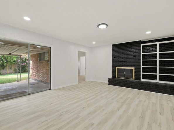 6409  Winn Street , Fort Worth Texas 76133