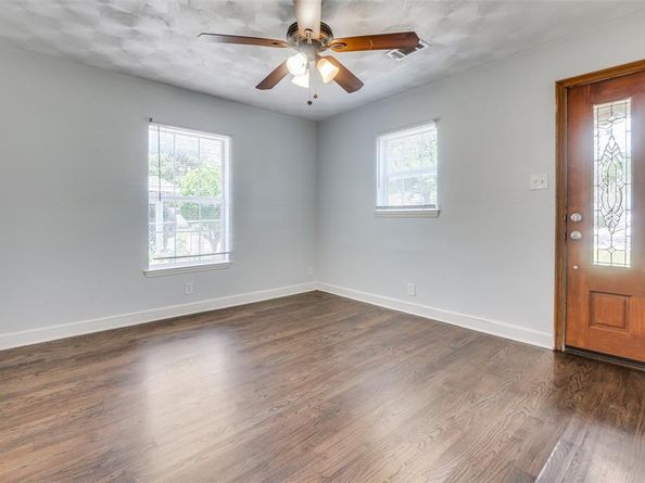 511  Archer Avenue , Cockrell Hill Texas 75211