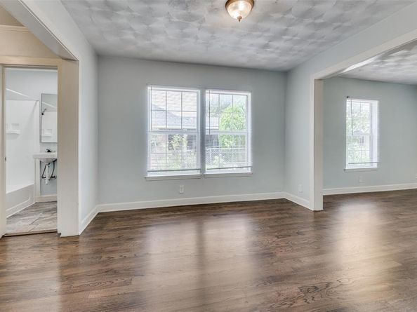 511  Archer Avenue , Cockrell Hill Texas 75211