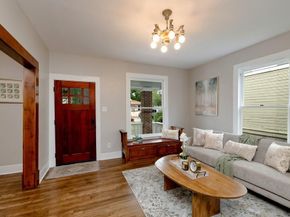 1712  Alston Avenue , Fort Worth Texas 76110