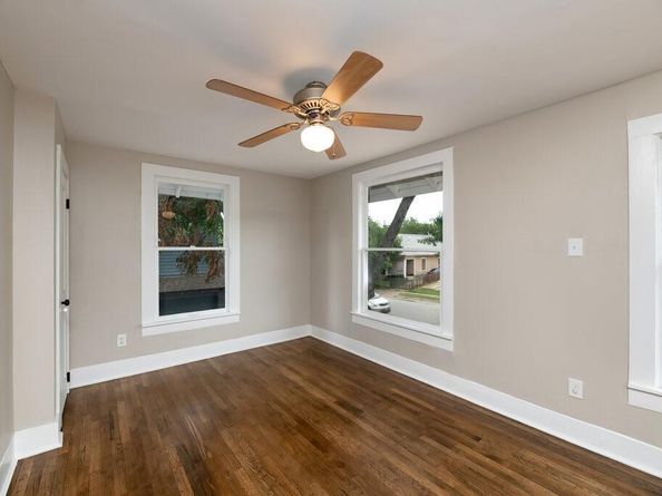 1712  Alston Avenue , Fort Worth Texas 76110