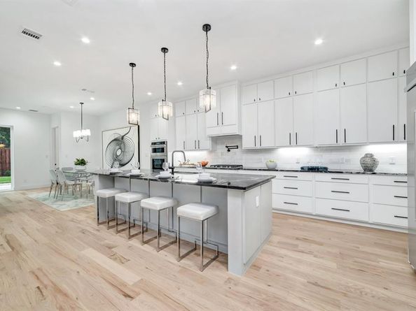 3731  Cortez Drive , Dallas Texas 75220